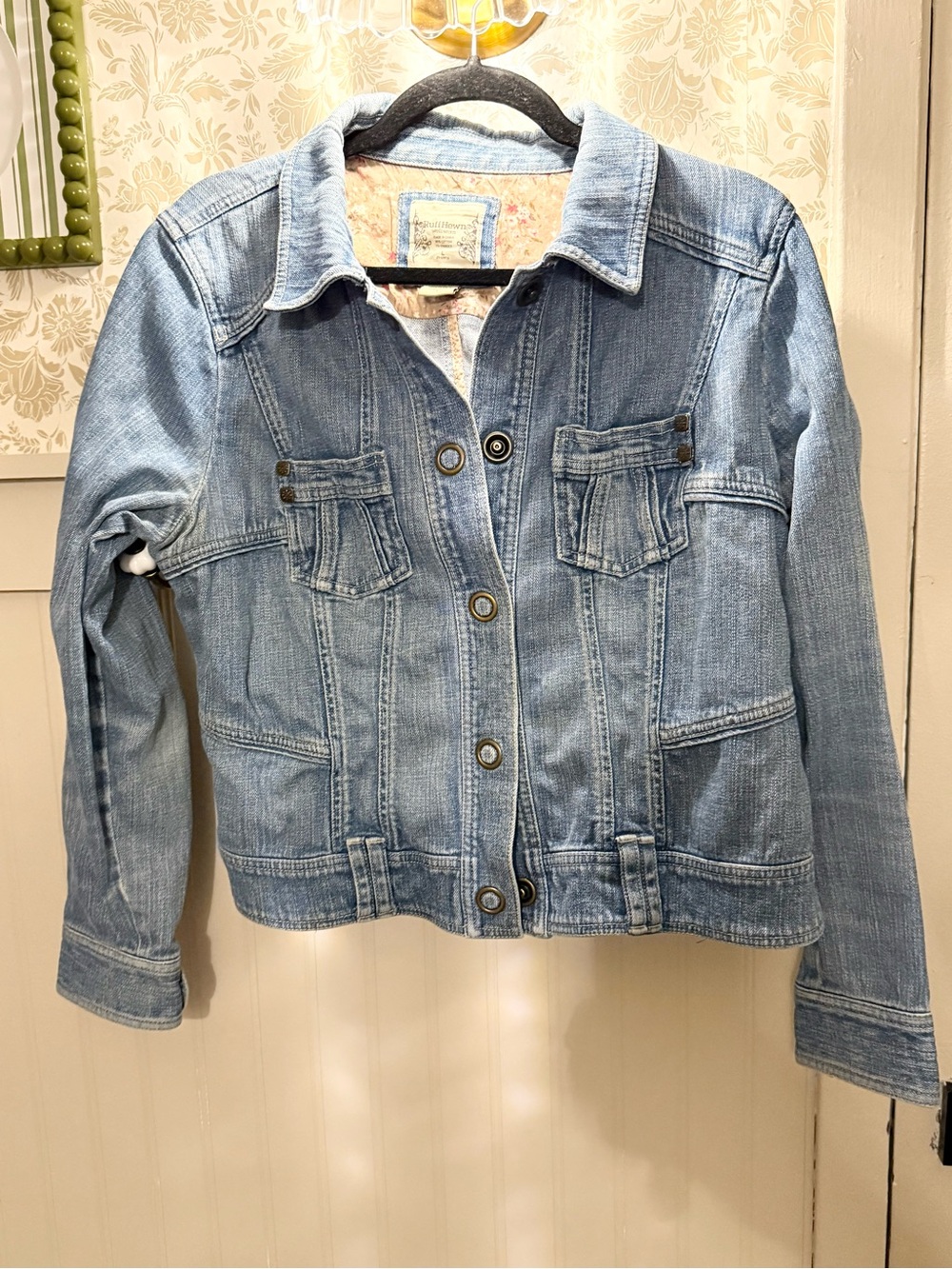 Ruff Hewn Light Wash Denim Jacket Size Large